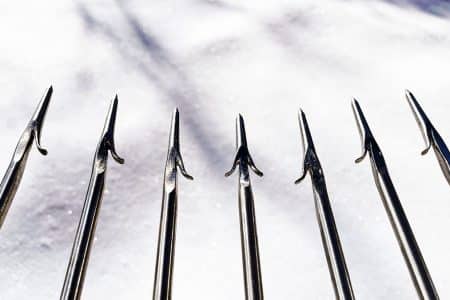 Darkhouse-spearfishing-spears-Modern-Carnivore-Hardwater-Hunters